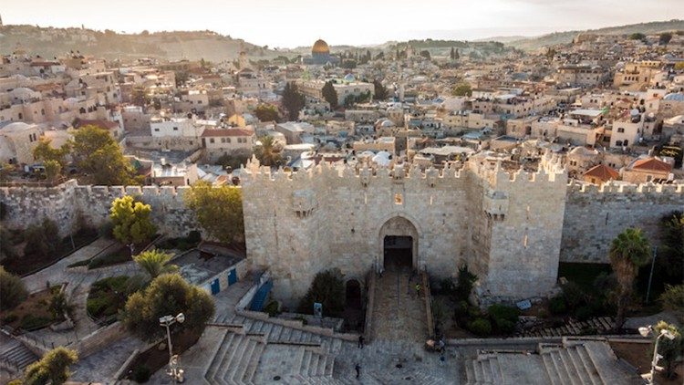 بيان حراسة الأرض المقدسة بشأن حملة جمع التبرعات 