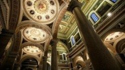 Interno della Basilica del Sacro Cuore, a Castro Pretorio