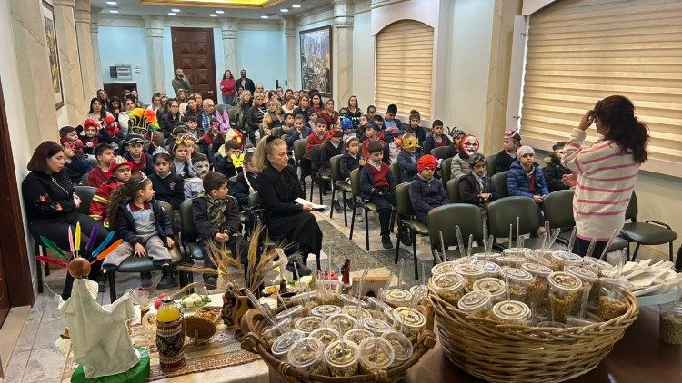 2023.02.20 Festa di Carnevale nella scuola Mesrobian 