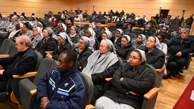 Participantes no col&oacute;quio em Roma