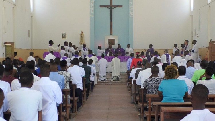 Missa de abertura do Ano formativo no Seminário São Carlos Lwanga (Nampula, Moçambique)