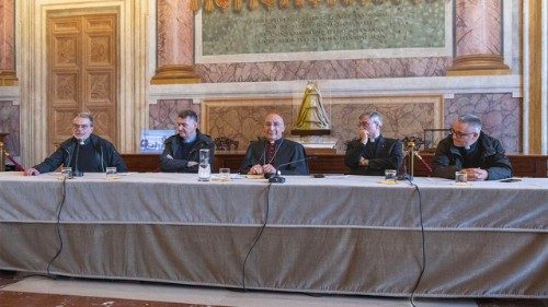 Papež imenoval štiri pomožne škofe za rimsko škofijo