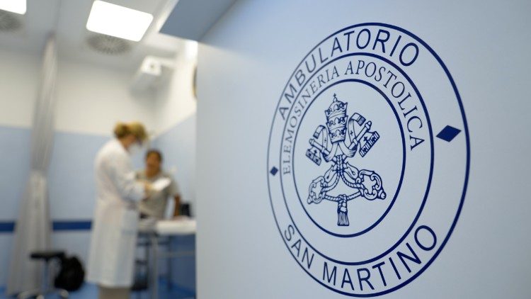 "I poveri dei nostri giorni sono i dimenticati e gli emarginati: derubati di una parola e di un volto, oltre che del pane". Papa Leone XIV, Messaggio per la Giornata Mondiale dei poveri 2026