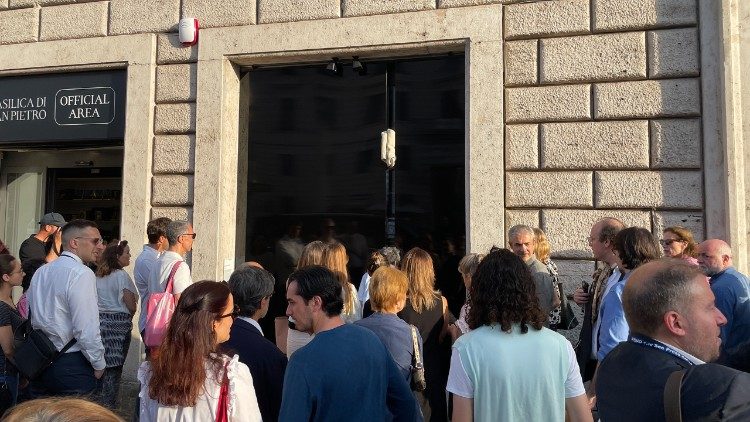 Inaugurazione dell'allestimento di Pan Daijing allo spazio "Conciliazione 5" a Roma