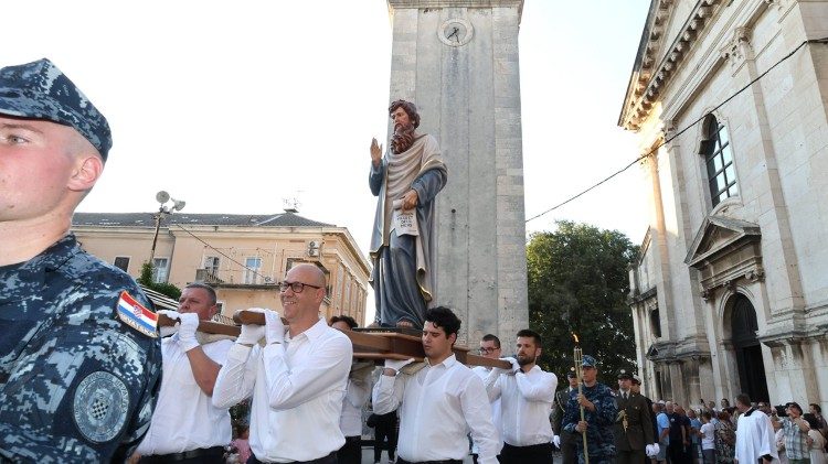 U Puli procesija na svetkovinu sv. Tome apostola (Foto: Porečka i pulska biskupija)