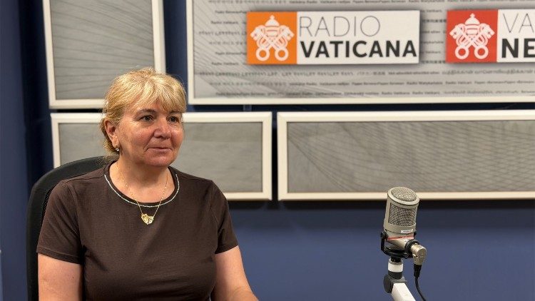 Olena Kovryk negli studi di Radio Vaticana