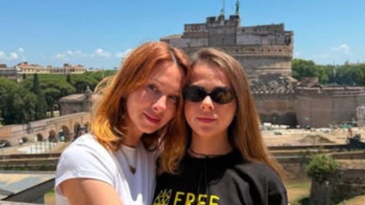 Вікторія з дочкою Аріною