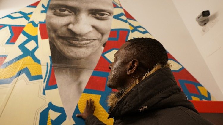 Centro Astalli in Rome assists refugees in a process of integration