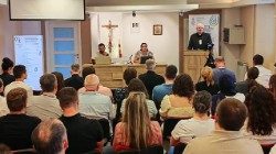 L'arcivescovo di Rijeka-Fiume Mate Uzinić apre i lavori della quinta edizione degli Incontri Teologici del Mediterraneo alla Domus Laurana