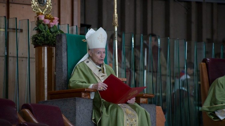 El cardenal Carlos Aguiar Retes 