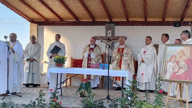 Храмов празник на енорийската църква "Света Анна" в с. Малчика