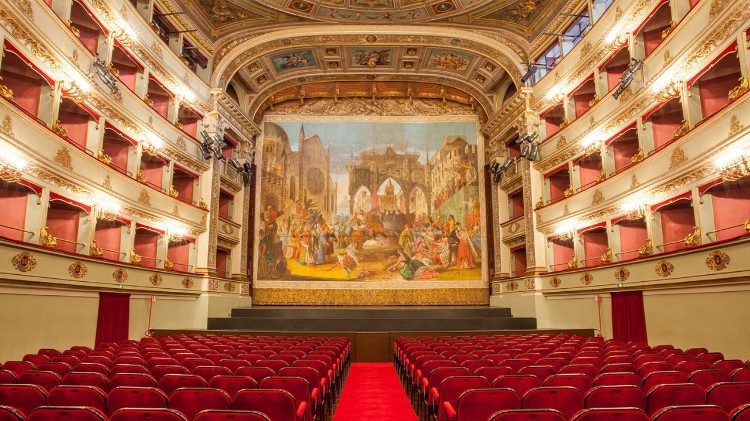 L'interno del Teatro Giovanni Battista Pergolesi di Jesi