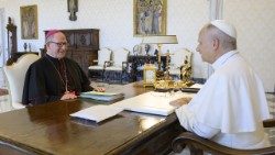 Арцыбіскуп Энтані Рандаца падчас сустрэчы з Львом XIV. 3.8.2026