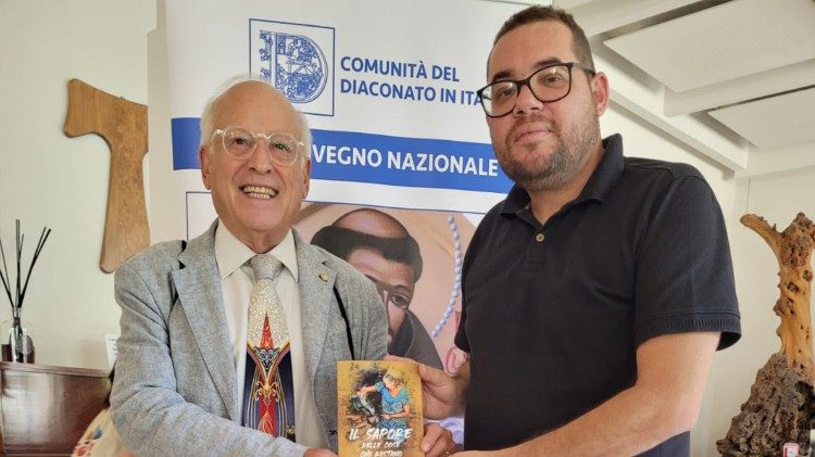 O di&aacute;cono permanente Rodrigo Dias, da Diocese de Ilh&eacute;us (BA), levou ao cora&ccedil;&atilde;o do XXX Congresso Nacional dos Di&aacute;conos da It&aacute;lia 