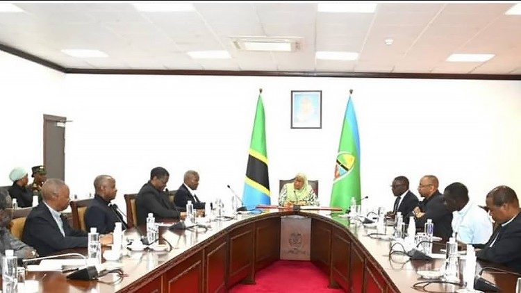 2026.08.11 Tanzanian President Samia Suluhu Hassan met with the Catholic bishops of the Tanzania Episcopal Conference (TEC) at the Chamwino State House in Dodoma