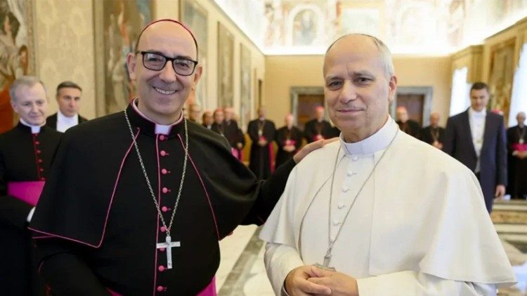Bishop David Mart&iacute;nez de Aguirre with Pope Leo XIV during the ad limina visit (January 2026)