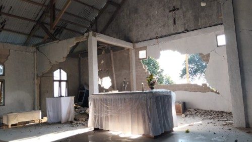 ഇന്തോനേഷ്യൻ ഭൂകമ്പബാധിതർക്ക് തന്റെ ആത്മീയസാമീപ്യം അറിയിച്ച് ലിയോ പതിനാലാമൻ പാപ്പാ