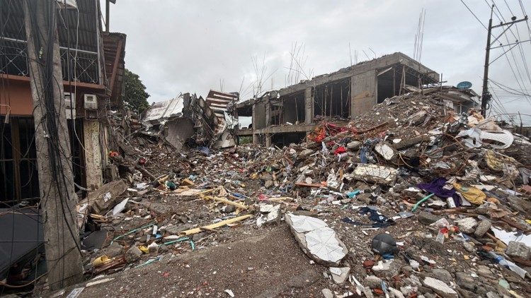 I gravi danni del terremoto in Colombia
