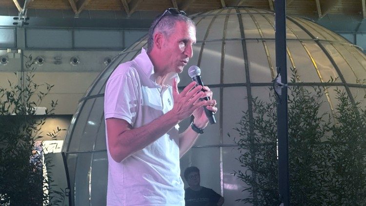 Il prof. Davide Maino