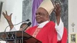 Dom Januário Machaze Nhangumbe, Bispo Emérito de Pemba. Faleceu em Maputo, a 23/8/2026, aos 92 anos.
