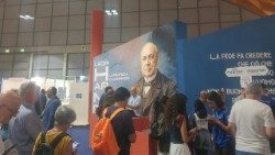 Ingresso alla mostra dedicata a Léon Harmel al Meeting di Rimini.
