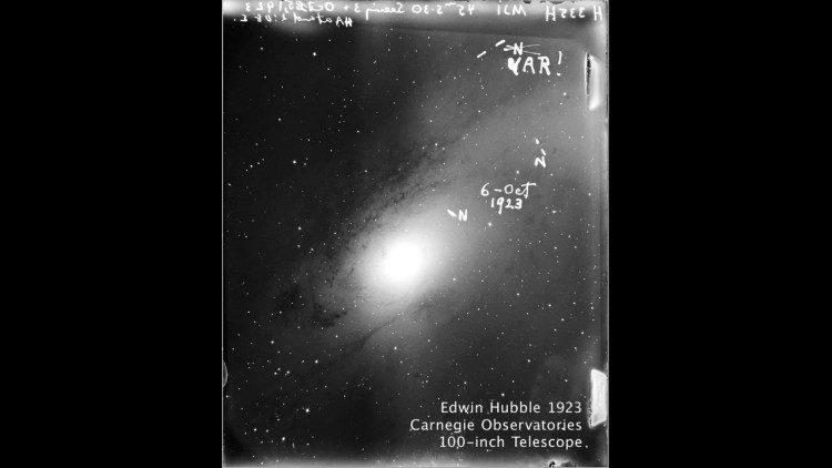 La lastra H335H con il "VAR!" in rosso (Carnegie Observatories)