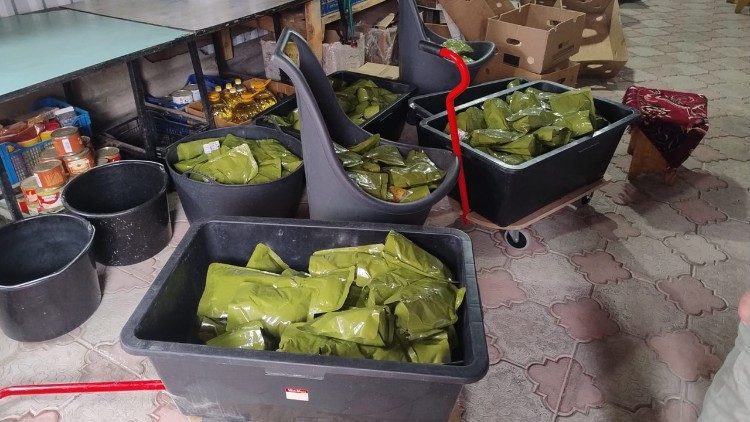Food prepared and packaged at the solidarity kitchen