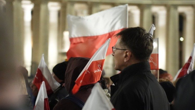 Św. Jan Paweł II jest obecny w sercach Polak&oacute;w (Jan Rzepka)