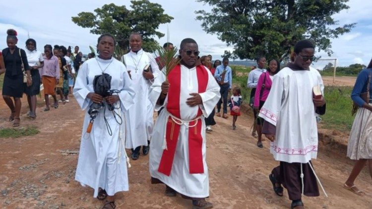 Prociss&atilde;o no Domingo de Ramos, in&iacute;cio da Semana Santa