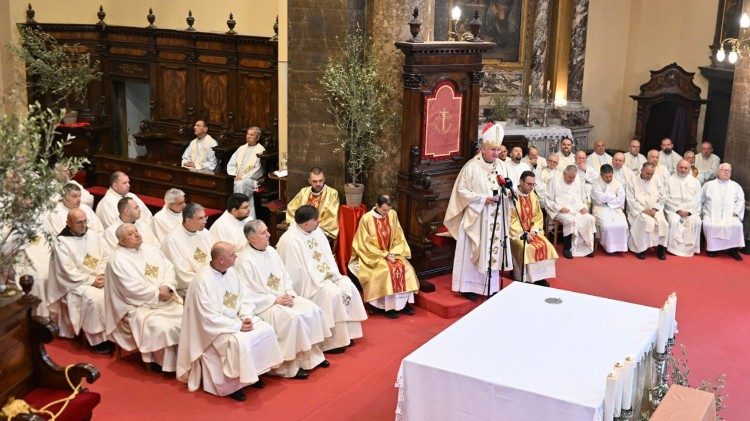 Misa posvete ulja u riječkoj katedrali (Foto: Riječka nadbiskupija)