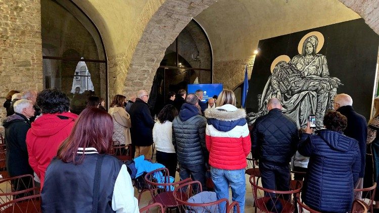 La Piet&agrave; ucraina esposta a Todi
