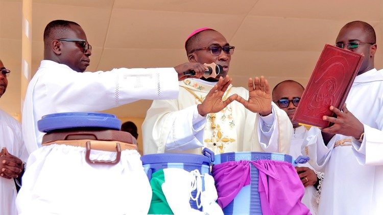 2026.04.02 Côte d’Ivoire: la messe chrismale dans les diocèses 