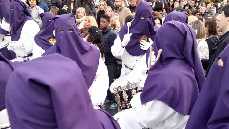 Procesi&oacute;n del Viernes Santo en San Sebasti&aacute;n