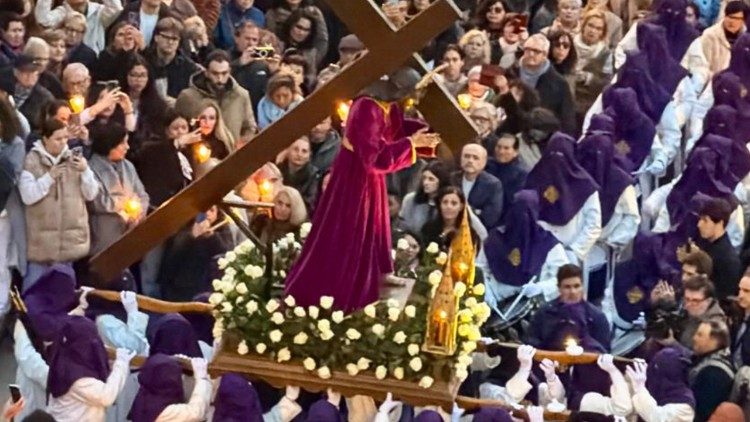 Procesi&oacute;n del Viernes Santo en San Sebasti&aacute;n
