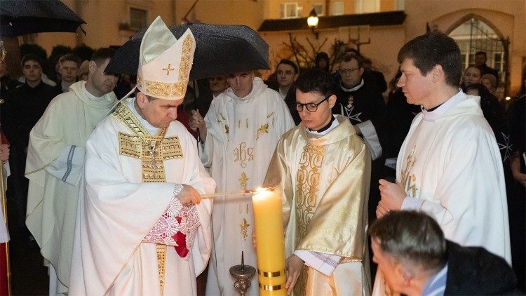 Bishop Jourdan at the Easter Vigil. Photo: Elena Kovpak