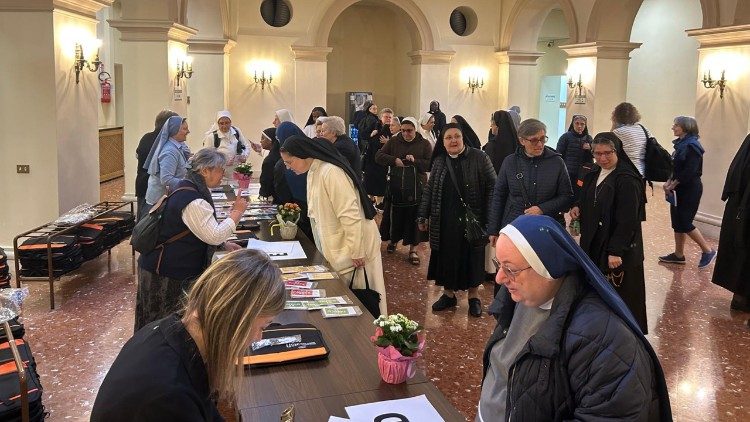 All'assemblea Usmi che si apre oggi parteciperanno circa 250 suore