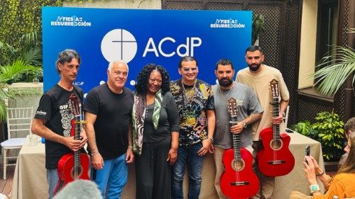 Madrid: Fiesta de la Resurrecci&oacute;n en Plaza Cibeles. M&uacute;sica, fe y esperanza 
