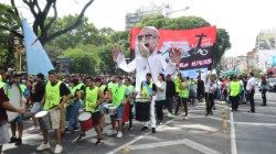 Comenzaron en Buenos Aires los actos para recordar la figura del Papa Francisco (© Enrique Cangas)