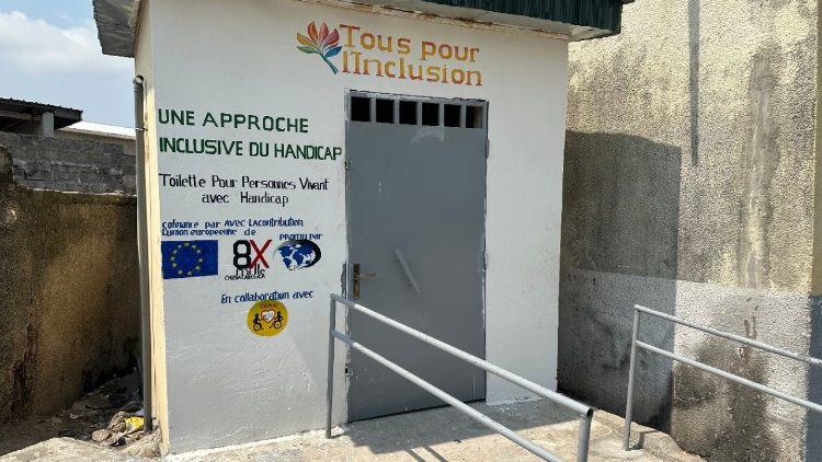 La rampa per l'accesso ai disabili