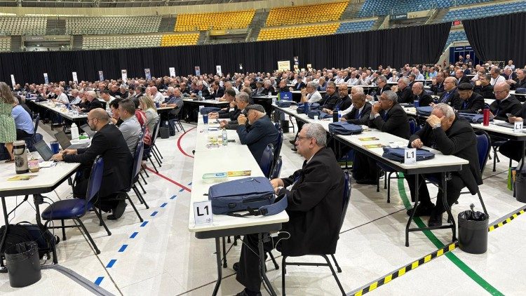 Un momento della plenaria dei vescovi del Brasile