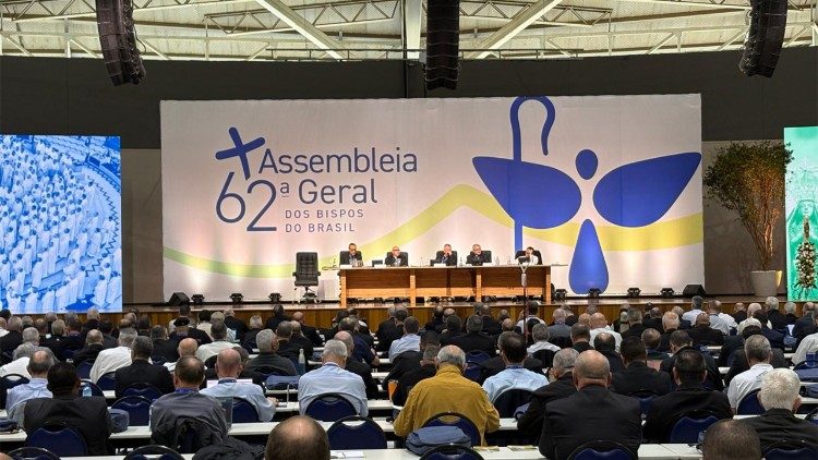 I vescovi del Brasile impegnati nei lavori della plenaria annuale al Santuario mariano di Aparecida