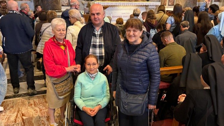 Uczestnicy Mszy św.