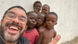 2026.04.17 P. Juan Riquelme Luanda Angola