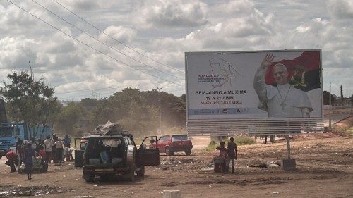 L&eacute;on XIV en Angola, un pays en qu&ecirc;te de r&eacute;conciliation