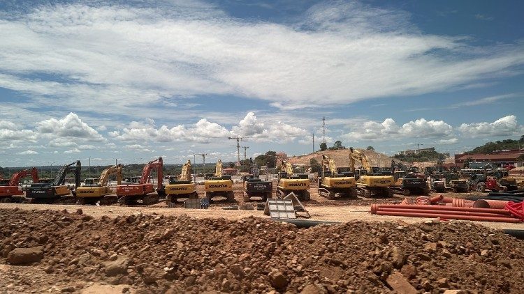 L'area dei lavori per la realizzazione della nuova basilica