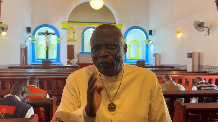 P. Alberto Mpindi, Reitor do  Santu&aacute;rio "Mam&atilde; Muxima"