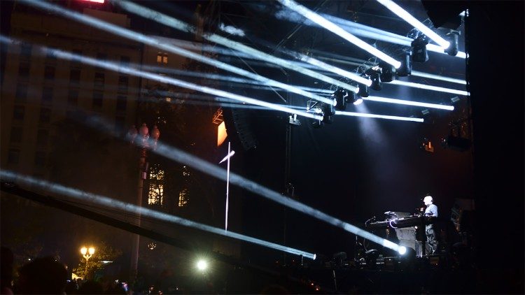 Homenaje al Papa Francisco en Plaza de Mayo, Buenos Aires (© Enrique Cangas)