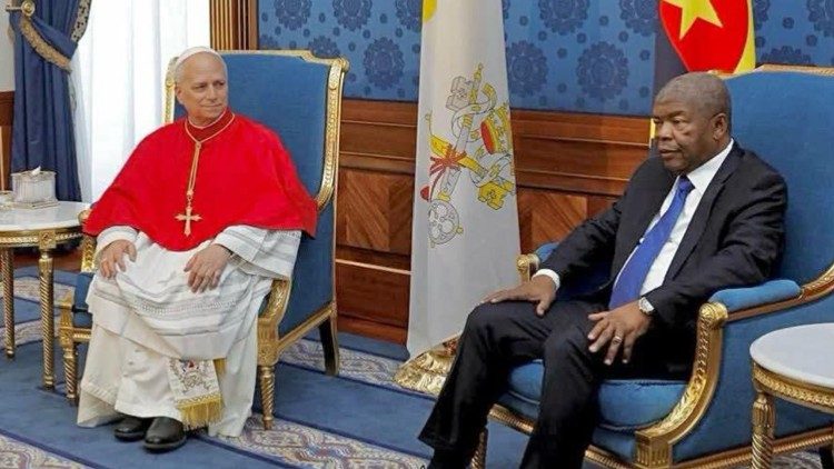 Papa Le&atilde;o com o Presidente Jo&atilde;o Louren&ccedil;o