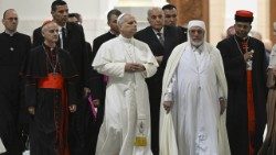 2026.04.23Papa Leo na Kardinali  G. Koovakad nchini Algeria