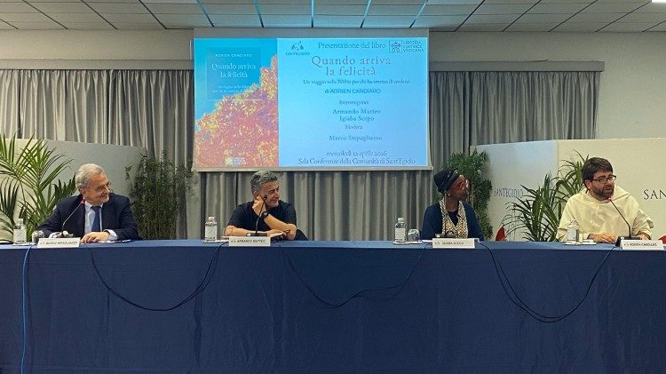 Um momento da apresenta&ccedil;&atilde;o na sala de confer&ecirc;ncias da Comunidade de Santo Eg&iacute;dio.